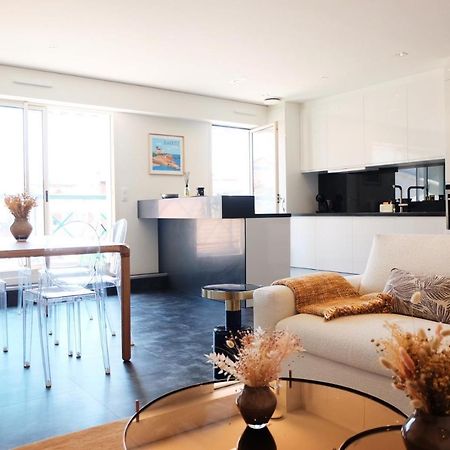 Magnifique Appartement, En Hyper Centre, Avec Terrasse Et Place De Parking Biarritz Exterior photo